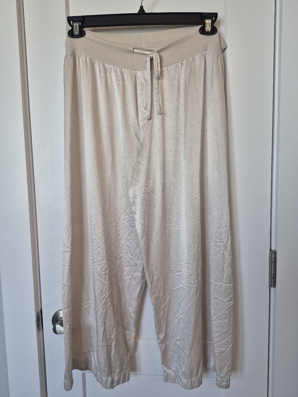 PJ Harlow Jolie Capri - Rayon Silk Lounge Pants Size Large